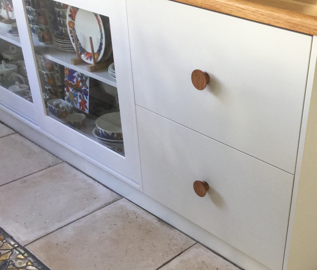 Dished Slimline Round handles